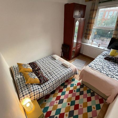 Spacious Family Flat Londen Buitenkant foto