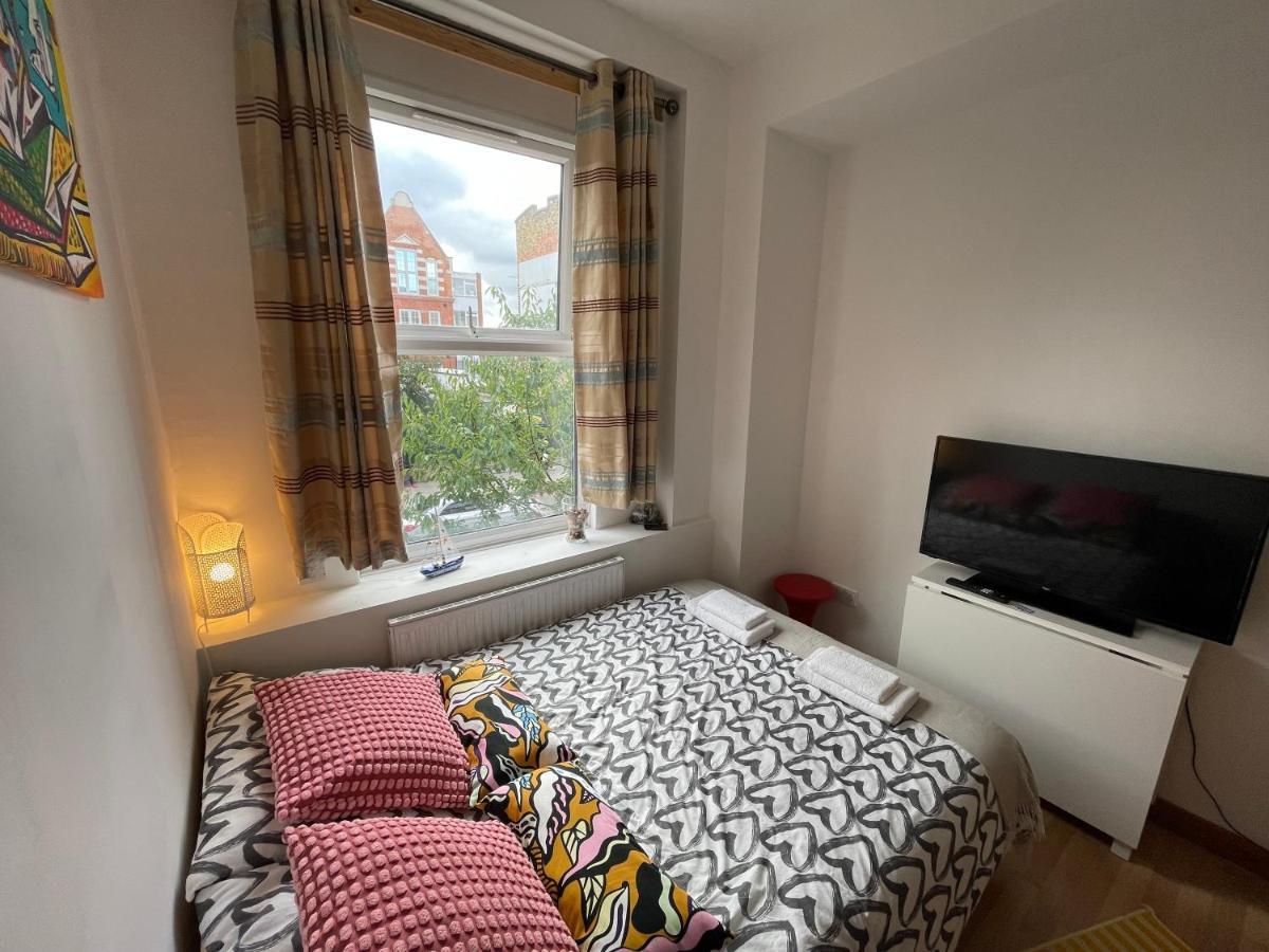 Spacious Family Flat Londen Buitenkant foto